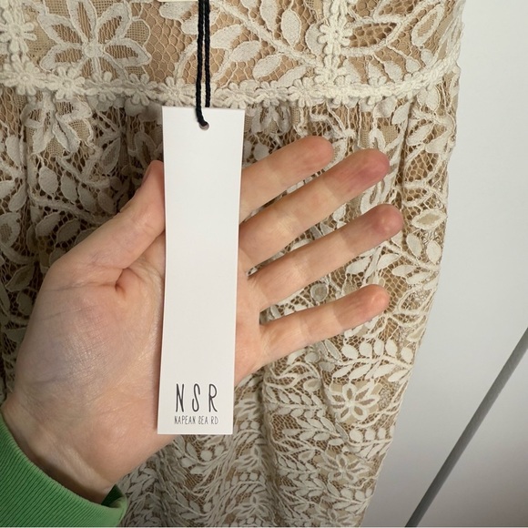 Anthropologie - NSR Hayden Floral Midi Dress cream/beige lace- XS - Picture 6 of 13